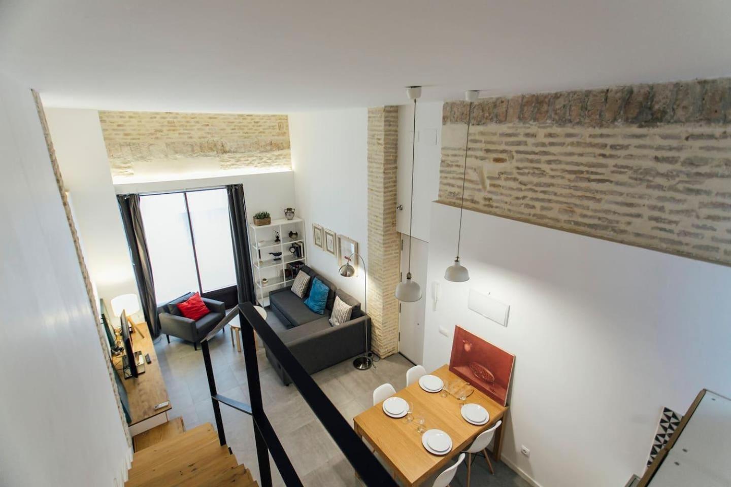Amplio Apartamento De Diseno Precioso De Estilo Sevillano En Pleno Centro מראה חיצוני תמונה