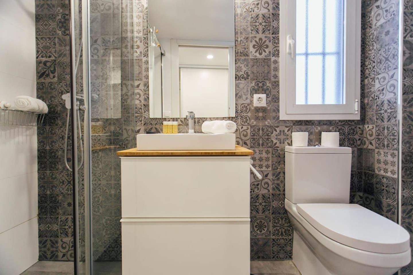 Amplio Apartamento De Diseno Precioso De Estilo Sevillano En Pleno Centro מראה חיצוני תמונה